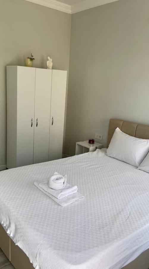 קרבורון Merlin Apart Otel מראה חיצוני תמונה